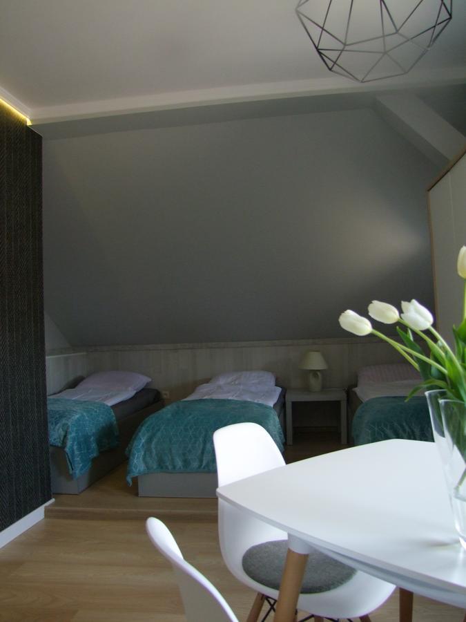 Appartement U Henriety à Wojnowice  Extérieur photo