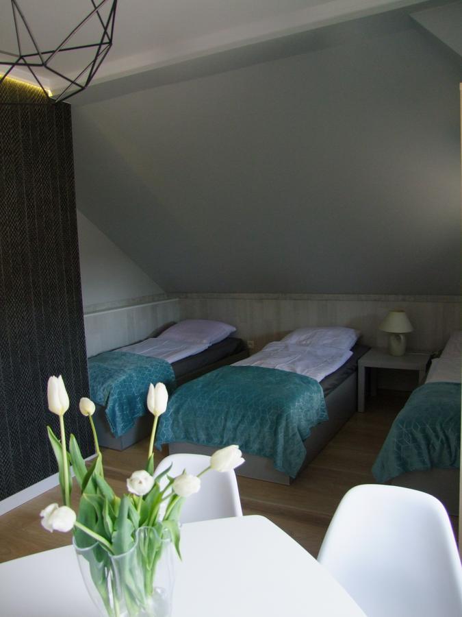 Appartement U Henriety à Wojnowice  Extérieur photo
