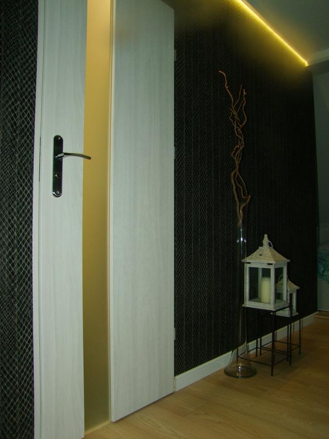 Appartement U Henriety à Wojnowice  Extérieur photo